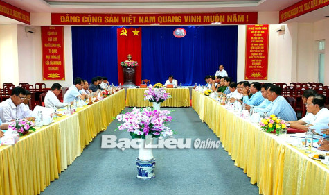 Lấy ý kiến góp ý dự thảo Nghị quyết của Ban Chấp hành Đảng bộ tỉnh về xây dựng huyện Hòa Bình thành thị xã