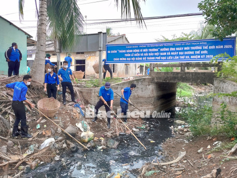 Đoàn viên - thanh niên TP. Bạc Liêu: Hăng hái tham gia xây dựng văn minh đô thị
