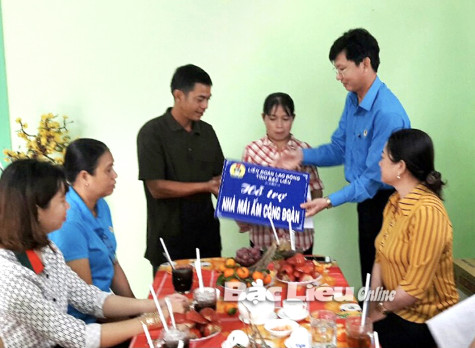 LĐLĐ huyện Hồng Dân: Xây dựng điểm tựa vững chắc cho công nhân viên chức, lao động