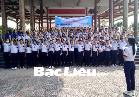 Kết nạp Đoàn tại “địa chỉ đỏ”: Cách làm hay trong giáo dục lịch sử, văn hóa địa phương