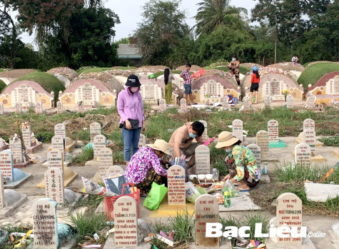 Tết Thanh minh: Tổ chức gọn nhẹ, vẫn giữ văn hóa truyền thống