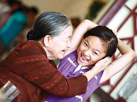 Hãy yêu thương khi còn có thể