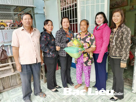 Hội LHPN xã Vĩnh Phú Đông: Thu hút hội viên từ những mô hình hiệu quả