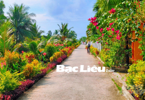 Một trang đời​ mở ra