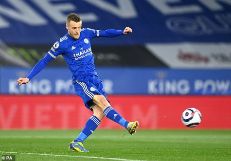 Vardy thăng hoa, Leicester đè bẹp West Brom.