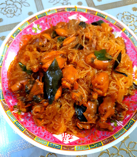 Thơm lừng ếch xào cà-ri