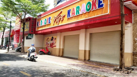 Tạm dừng các hoạt động quán bar, vũ trường, karaoke... từ 0 giờ ngày 6/5/2021