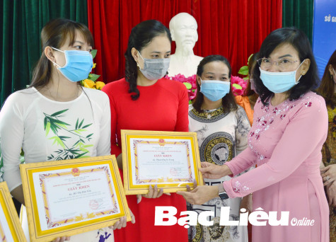 Sở GD-KH&CN: Công nhận 66 giáo viên dạy giỏi mầm non cấp tỉnh