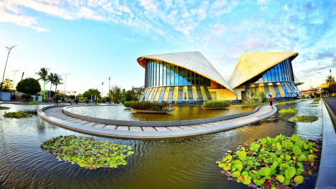 Một trang đời mở ra