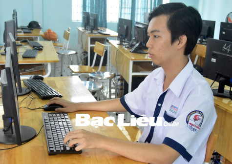 Phan Trường Trí: Điển hình trong học tập và làm theo Bác