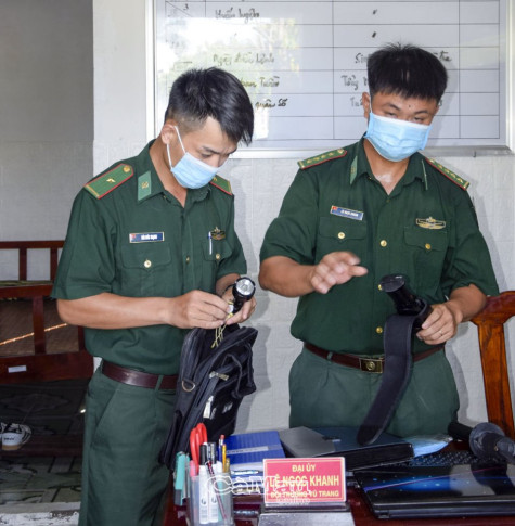 Có các anh, vùng biển bình yên