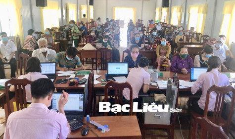 Phòng giao dịch Ngân hàng CSXH huyện Hồng Dân: Chủ động đầu tư vốn cho​ các hộ chính sách