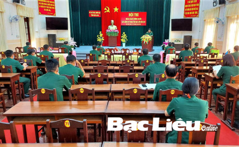 Nâng cao hiệu quả báo cáo viên trong lực lượng vũ trang tỉnh