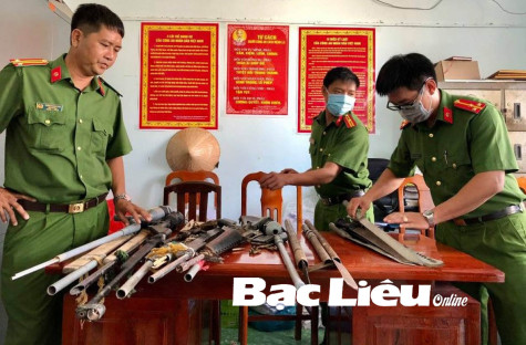 Công an tỉnh: Vận động có hiệu quả người dân giao nộp vũ khí, vật liệu nổ, công cụ hỗ trợ