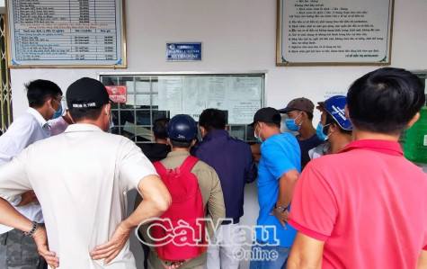 Đi test nhanh Covid-19, hiểm họa chực chờ