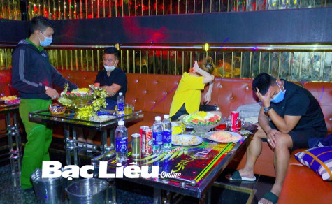 Những kẻ lạc lõng​ giữa mùa đại dịch