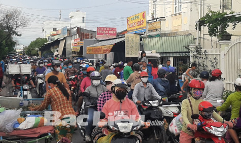 Người dân cần bình tĩnh vì sẽ không thiếu hàng hóa trong thời gian giãn cách