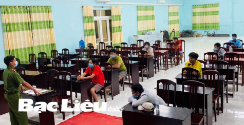 Phát hiện 8 người chơi điện tử bắn cá lúc giãn cách xã hội