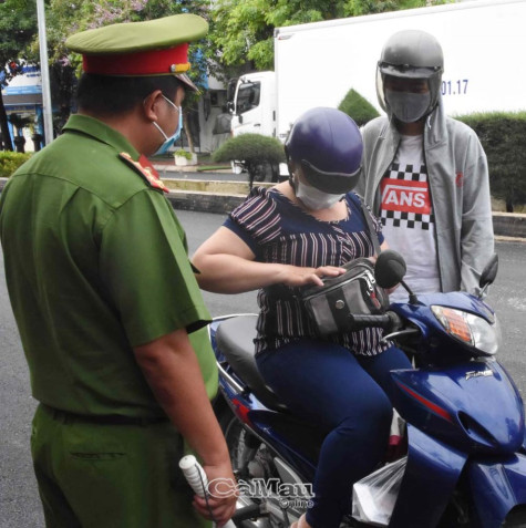 Lập chốt kiểm soát "lý do ra đường"