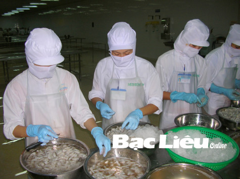 Tiêu thụ hàng nông sản: Cần giải pháp căn cơ hơn
