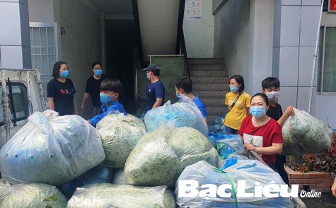 Công an TP. Bạc Liêu: Chung tay giúp dân tiêu thụ nông sản