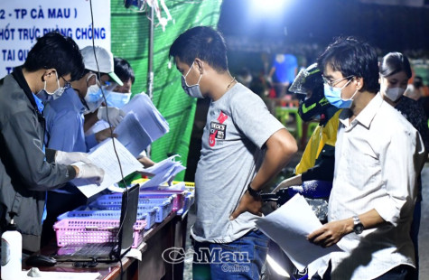 Tăng cường quản lý các phương tiện vận tải sau khi qua chốt kiểm soát