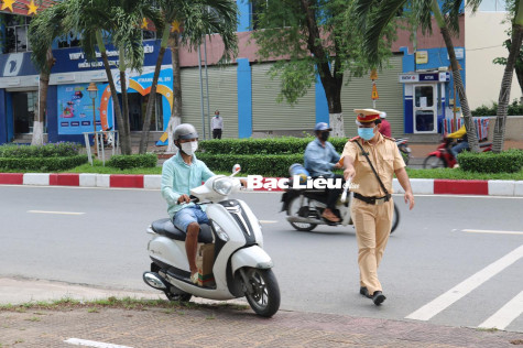 Bảo đảm trật tự, an toàn giao thông trong điều kiện dịch COVID-19