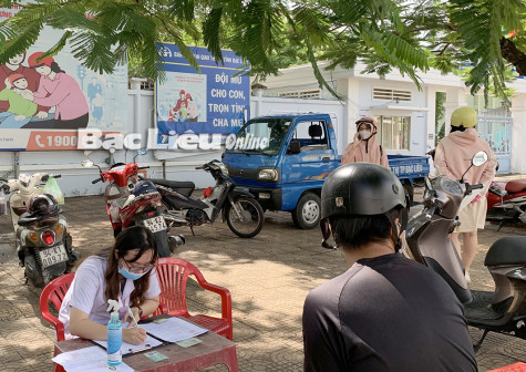 Xử phạt 62 trường hợp giấy đi đường hết hạn