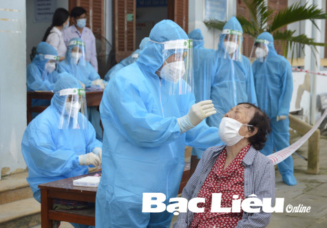 Triển khai lấy mẫu tầm soát COVID-19 diện rộng trong cộng đồng: Hướng đến mở rộng “vùng xanh”, đưa cuộc sống trở lại bình thường