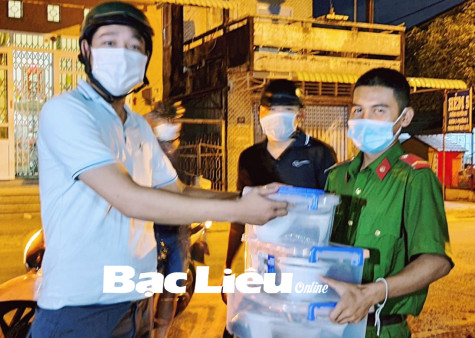 Tấm lòng người trẻ thời COVID