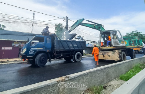 Ðẩy nhanh tiến độ nâng cấp đường Nguyễn Trãi