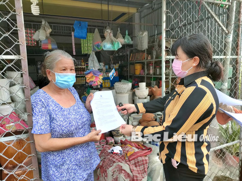 Hội LHPN huyện Phước Long ra quân tuyên truyền “thông điệp 5T”