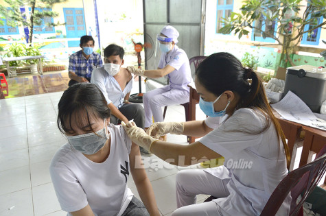 Gần 21% dân số trong độ tuổi được tiêm vắc-xin ngừa COVID-19