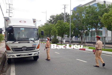 Lực lượng Cảnh sát giao thông: Góp phần quan trọng vào công tác kiểm soát phòng, chống COVID-19