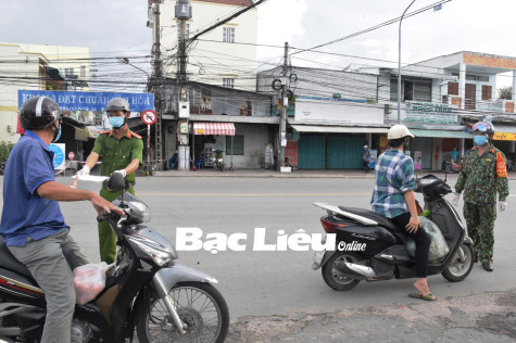 Tăng cường đảm bảo an ninh trật tự, xử lý vi phạm trong phòng, chống dịch COVID-19