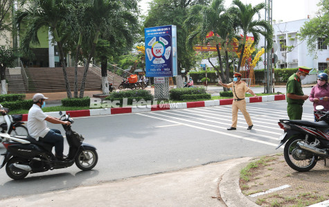 Di chuyển ra vào địa bàn áp dụng Chỉ thị 16: Có đăng ký và thực hiện đúng lộ trình di chuyển
