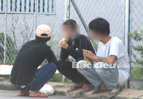 TP. Bạc Liêu: Tái diễn nạn hít “keo con chó” trong giới trẻ