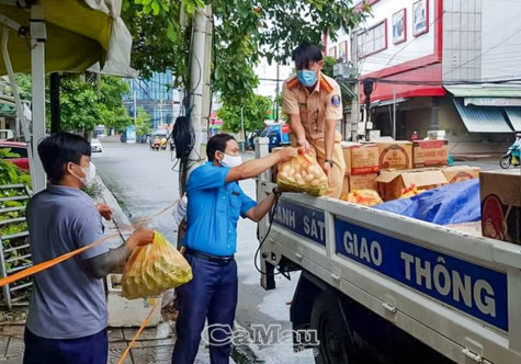 Những chuyến xe kết nối yêu thương