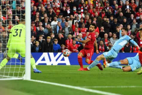 Liverpool hoà Man City, đôi công mãn nhãn