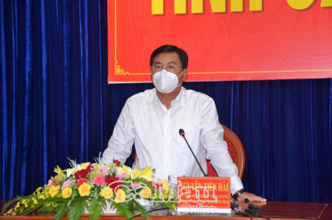 Tập trung test sàng lọc nhanh và chăm lo cho người dân trở về quê