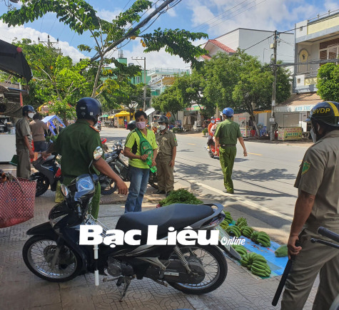 Công an Phường 5 (TP. Bạc Liêu): Ra quân lập lại trật tự mua bán trên địa bàn