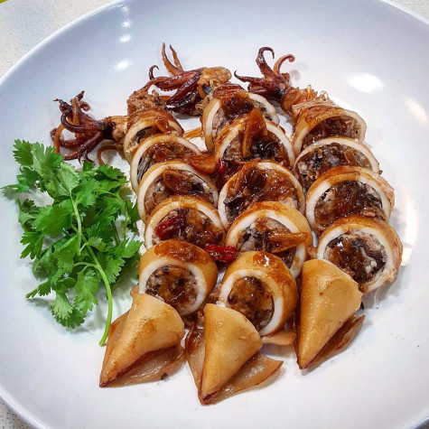 Thơm ngon với mực nhồi thịt nướng
