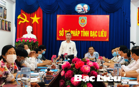 Tháo gỡ rào cản pháp lý cho người dân và doanh nghiệp trong bối cảnh đại dịch COVID-19
