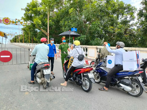 Phòng, chống dịch COVID-19 trong tình hình mới: Quyết liệt, trách nhiệm và linh hoạt