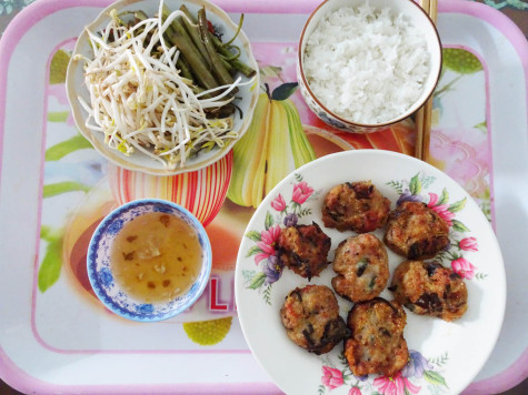 CHẢ CÁ MÈ VINH