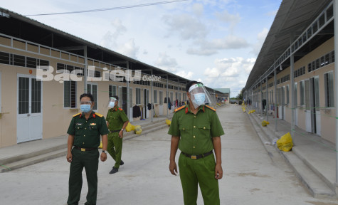 Bệnh viện Nguyễn Tri Phương (TP. Hồ Chí Minh): Cử 17 y, bác sĩ hỗ trợ Bạc Liêu chống dịch COVID-19