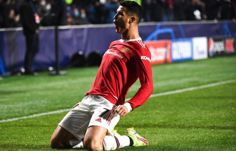 Ronaldo tăng tốc trong cuộc đua “Vua phá lưới” Cúp C1 châu Âu 2021/2022