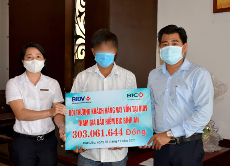 Công ty Bảo hiểm BIDV Miền Tây: Chi trả quyền lợi bảo hiểm hơn 300 triệu đồng cho người vay vốn từ trần