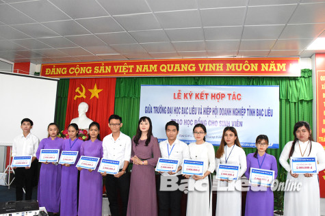 Quyết tâm vượt khó, thực hiện tốt công tác giảm nghèo