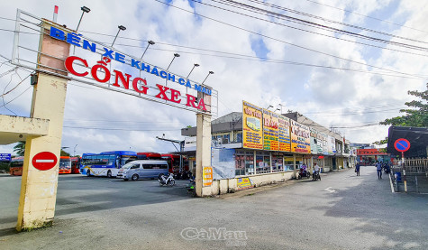 Xăng tăng giá, hành khách giảm khó khăn cho các nhà xe